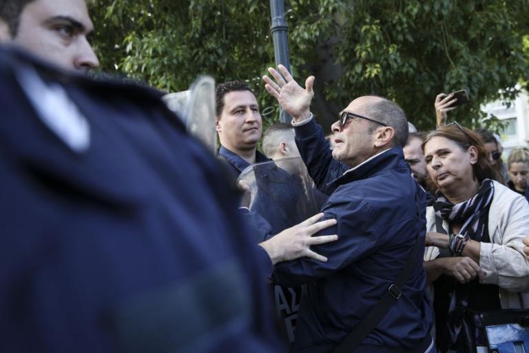 Νέα ήθη από τη ΓΑΔΑ: Δικογραφίες και διώξεις μετά από παρακολουθήσεις στα sosial media