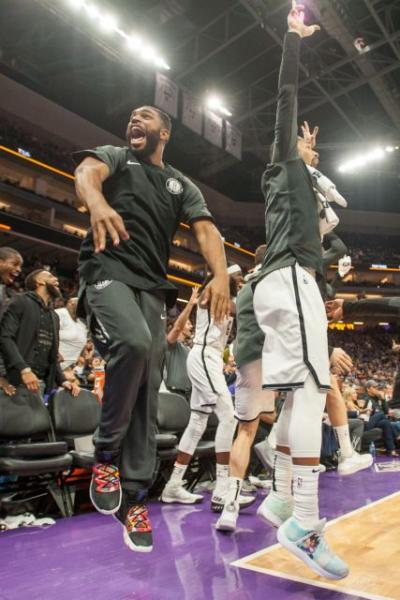 Mε… clutch Χόλις Τζέφερσον η κορυφή στο Top 5 του NBA