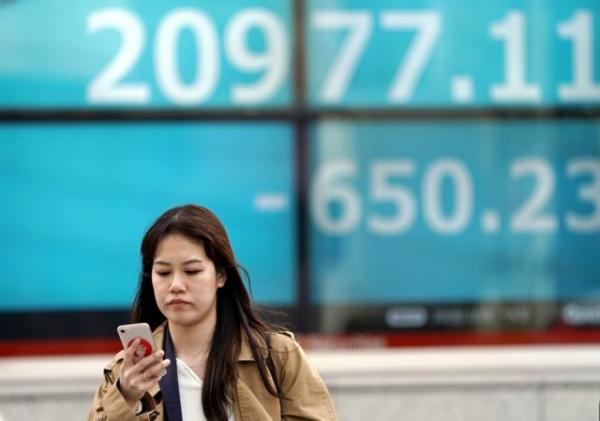 Με πτωτικές τάσεις άνοιξε το Χρηματιστήριο στο Τόκιο