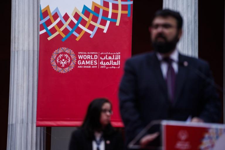 Το νταραβέρι σε όλη του τη μεγαλοπρέπεια