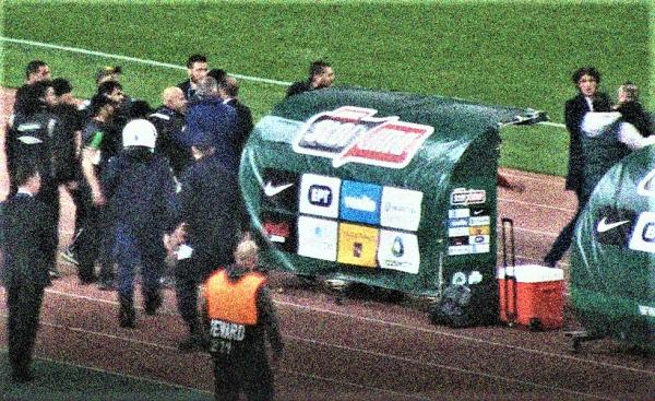 Υπάλληλος της ΠΑΕ Παναθηναϊκός ηγήθηκε της επίθεσης στον πάγκο του Ολυμπιακύ