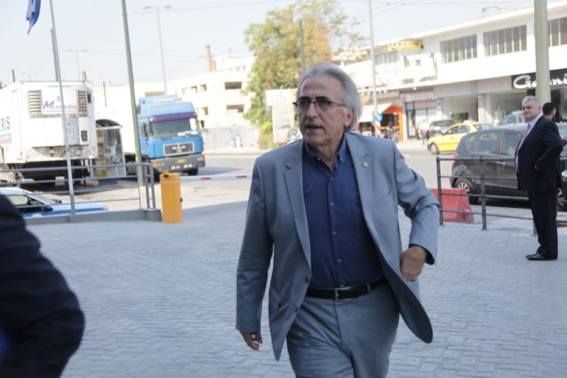 Editorial To Vima: The degradation of trade unionism