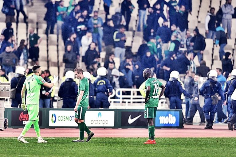 Απίστευτο : Με κόσμο και με άλλον διαιτητή η συνέχεια του ντέρμπι