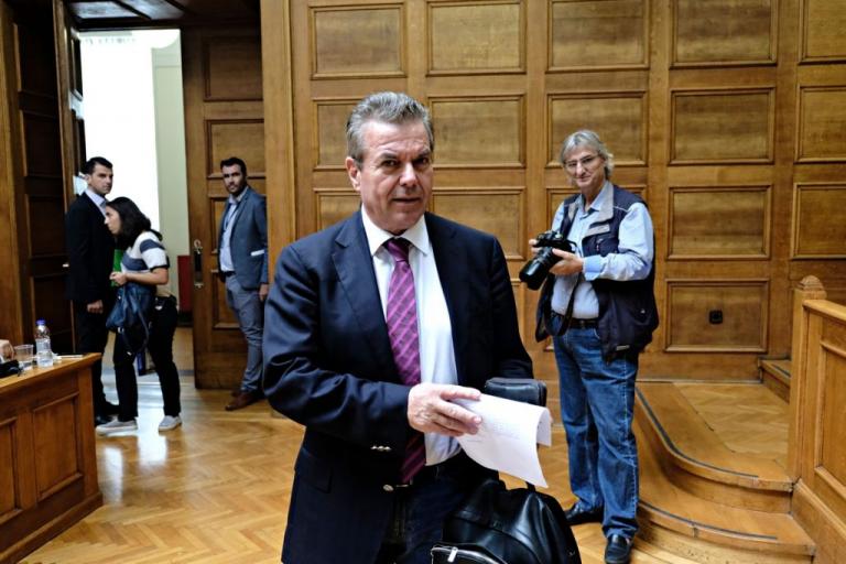 Που ζεις καημένε Πετρόπουλε;