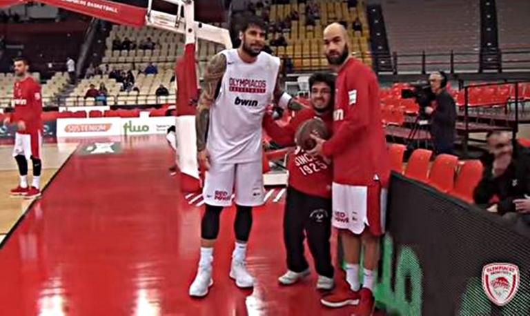 Η παρακάμερα του Ολυμπιακός – Άρης με πρωταγωνιστή τον Γιάννη