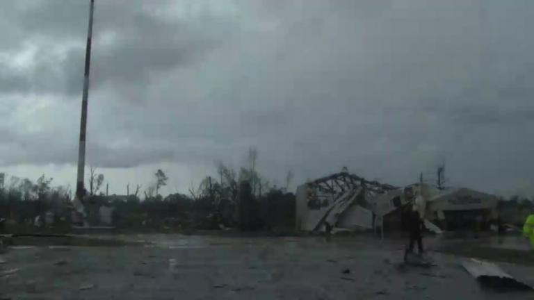 Τραγωδία στις ΗΠΑ: Στους 23 οι νεκροί του ανεμοστρόβιλου – Αρκετά παιδιά ανάμεσά τους