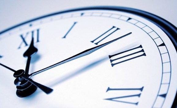 Άλλαξε η ώρα – Μια ώρα μπροστά τα ρολόγια