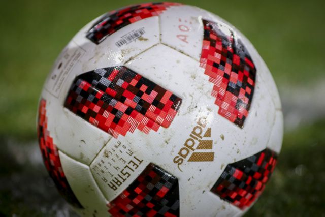 Έλληνας ποδοσφαιριστής: «Ήθελα να πηδήξω από το μπαλκόνι…»