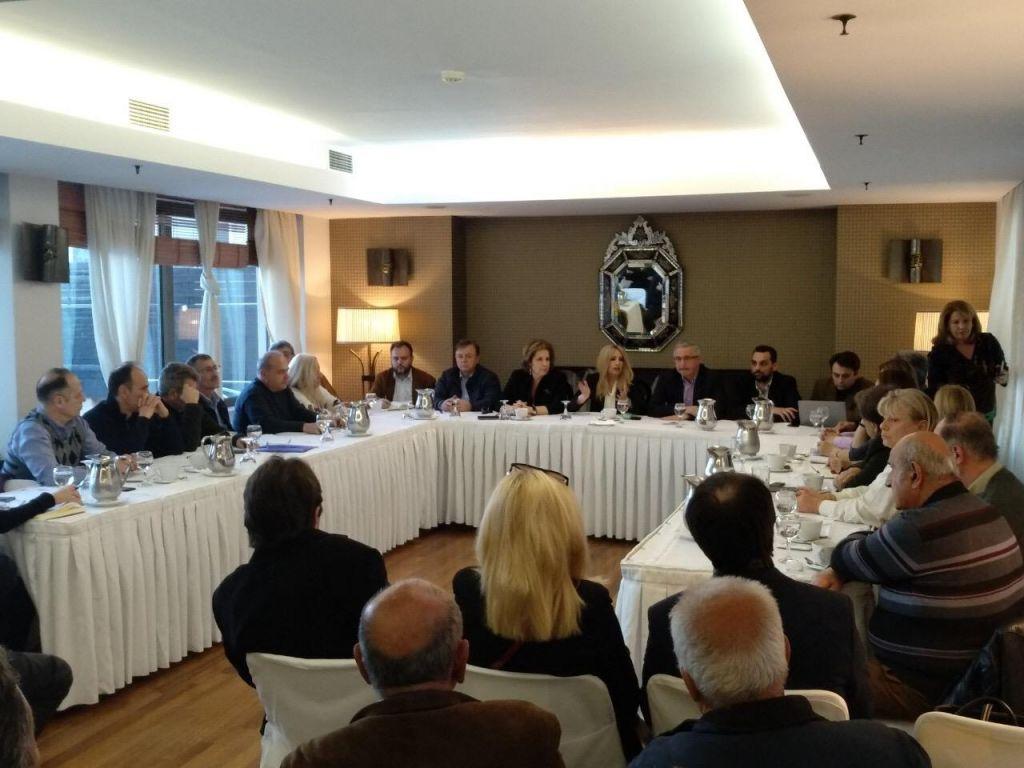 Φώφη Γεννηματά: Η Ρένα Δούρου πρέπει να παραιτηθεί