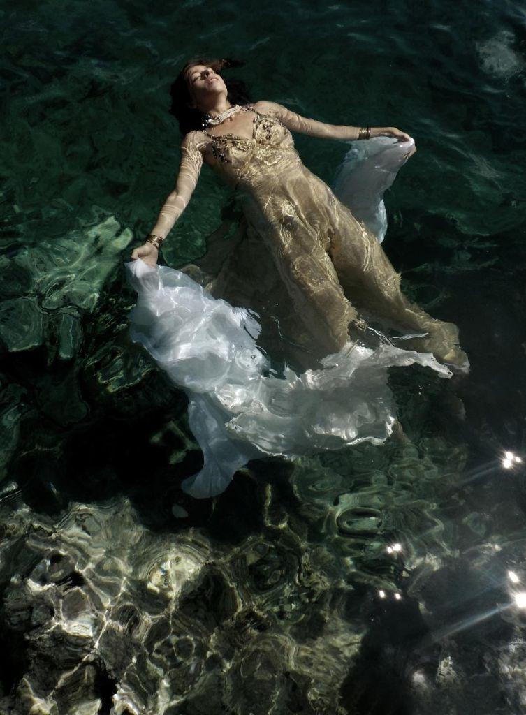 Η «κυρά Φροσύνη» του 2019 στη σκηνή του θεάτρου Αβατον