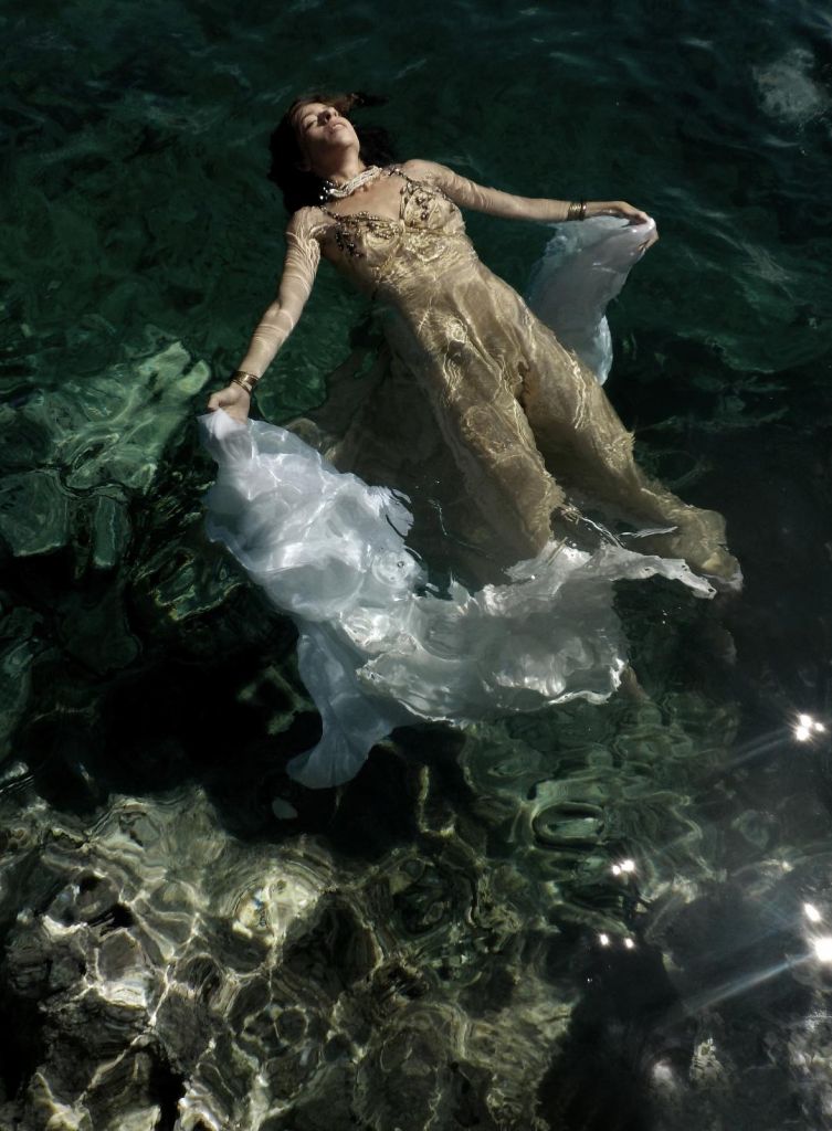 Η «κυρά Φροσύνη» του 2019 στη σκηνή του θεάτρου Αβατον