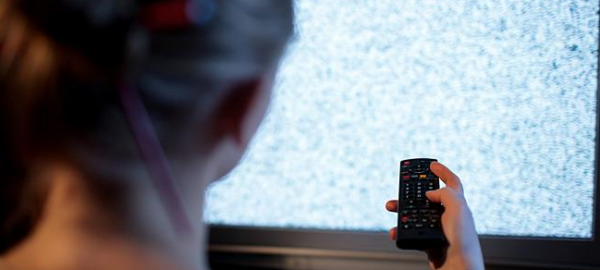 Μείωση των μνημονικών ικανοτήτων επιφέρει η πολύωρη παρακολούθηση τηλεοπτικών προγραμμάτων