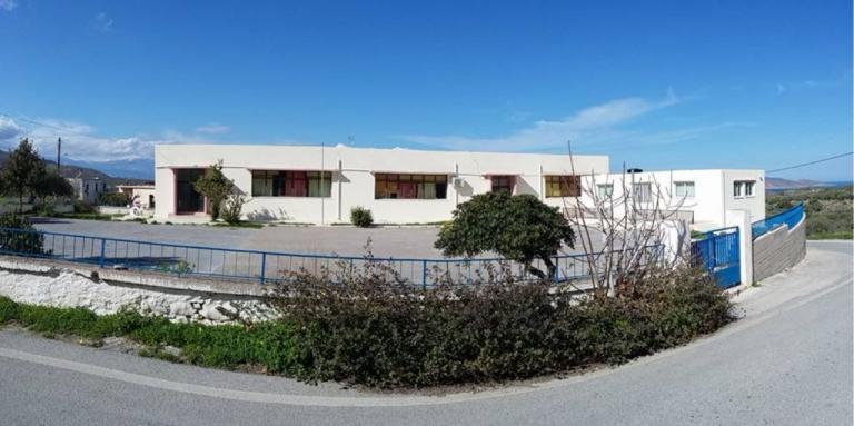 Καθηγητές και απόφοιτοι του Μουσικού Σχολείου Ηρακλείου στηρίζουν το νέο τμήμα Μουσικών Σπουδών