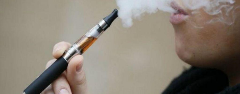 Εκρηξη και τραυματισμός πολίτη από ηλεκτρονικό τσιγάρο