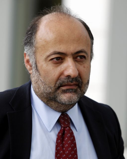 Τσιόδρας: «Πολιτικό ζόμπι» η κυβέρνηση