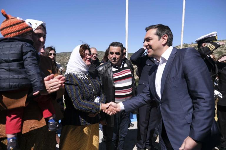 Τουρκικά μαχητικά παρενόχλησαν το ελικόπτερο που επέβαινε ο Τσίπρας