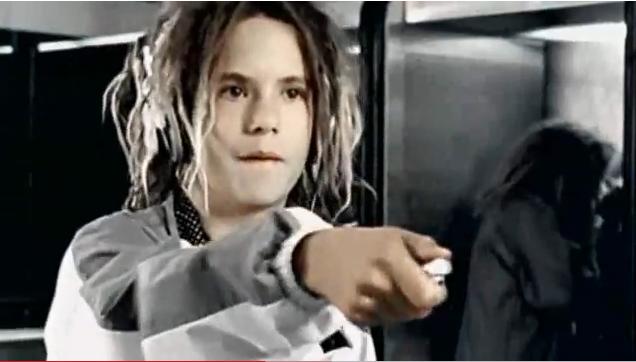 Το επικό «Freestyler» επέστρεψε μετά από 20 χρόνια