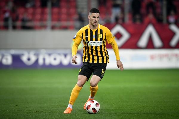 Σιώπης – Βαλεριάνος : «Είναι τιμή η κλήση στην Eθνική»