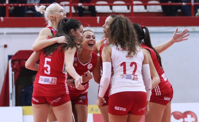 Ολυμπιακός – ΑΕΚ στα ημιτελικά του Κυπέλλου βόλεϊ γυναικών