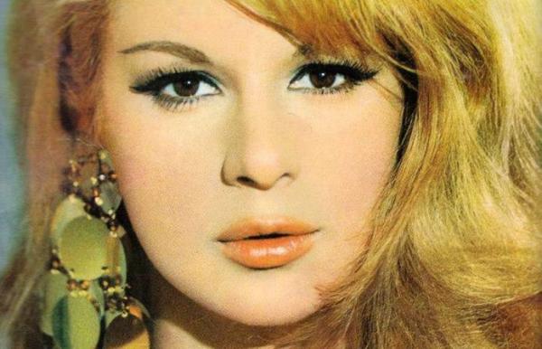 Αλίκη Βουγιουκλάκη: Γιατί είχε καταδικαστεί σε 5 μήνες φυλακή