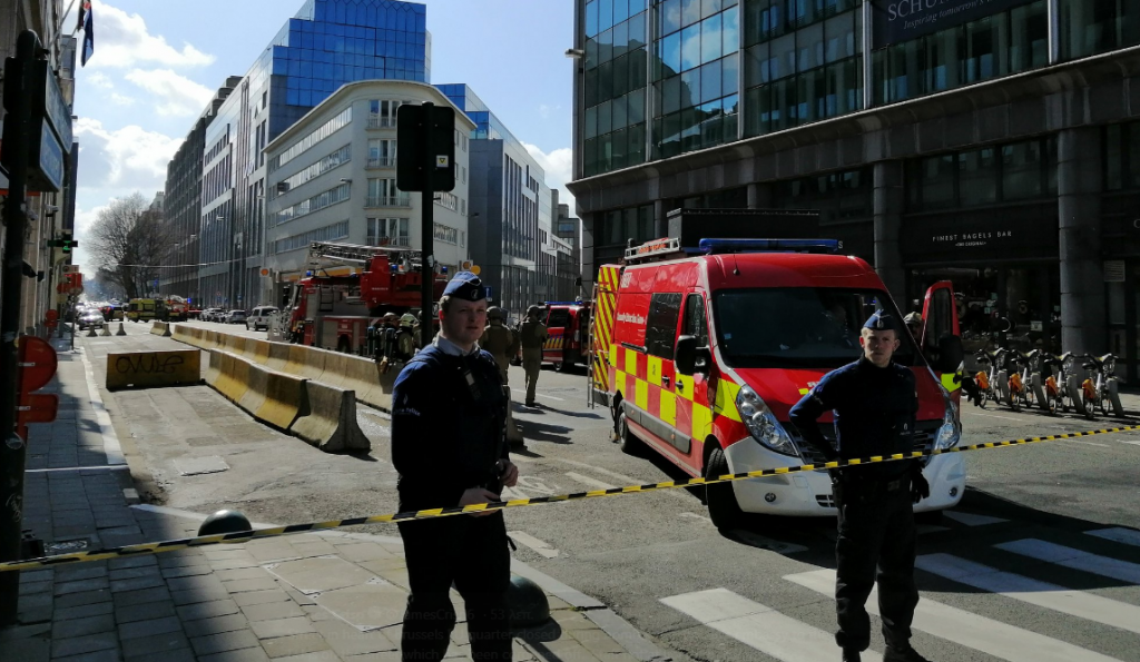 Συναγερμός στις Βρυξέλλες μετά από τηλεφώνημα για βόμβα