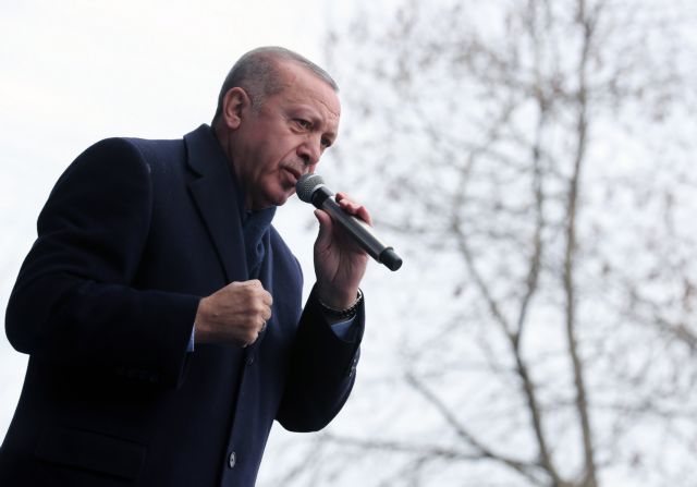 Προκαλεί ο Ερντογάν: «Βάφτισε» το νέο τουρκικό γεωτρύπανο και το στέλνει στη Μεσόγειο