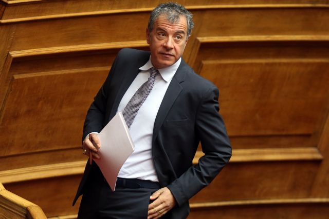 Θεοδωράκης: Καμία εκλογική συνεργασία στον ορίζοντα του Ποταμιού