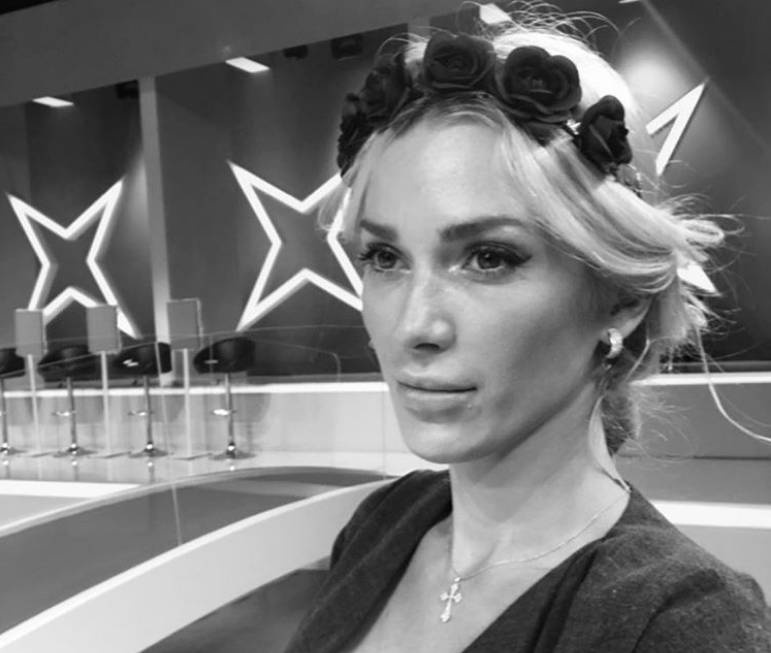 Η Βικτώρια Καρύδα επιστρέφει στο Instagram μετά τη δολοφονία του άντρα της