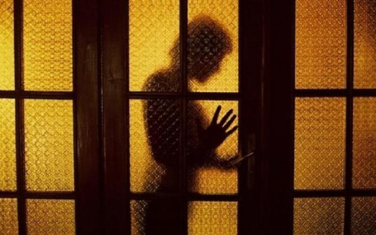 Κύκλωμα μαστροπείας: Προφυλακιστέος ο κατηγορούμενος ως εγκέφαλος – Πώς έμπλεξε η ανήλικη