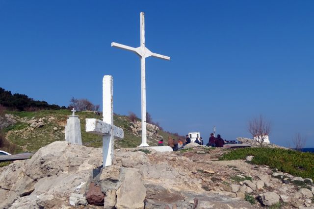 Πάλλης: Πολιτικό σχέδιο όξυνσης ο μεταλλικός σταυρός στη Λέσβο