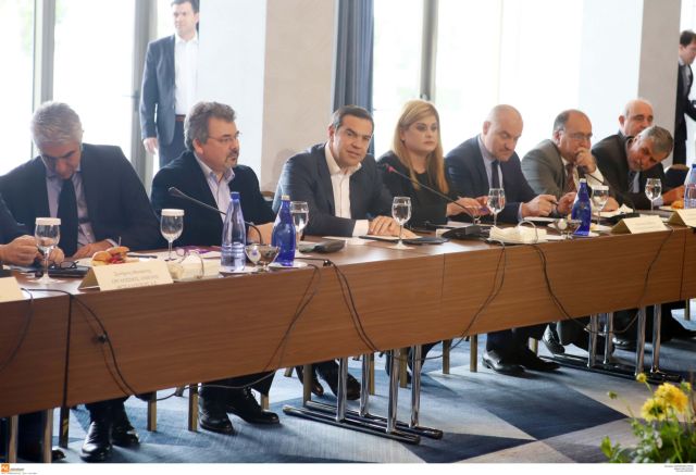 Μακεδονικό: «Τα άκουσε» και από τους επιχειρηματίες στη Θεσσαλονίκη ο Τσίπρας