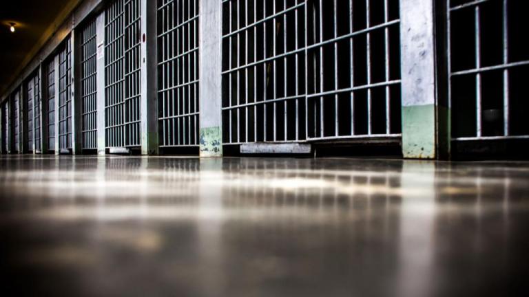 Καταγγελία για ξυλοδαρμό σωφρονιστικού υπαλλήλου