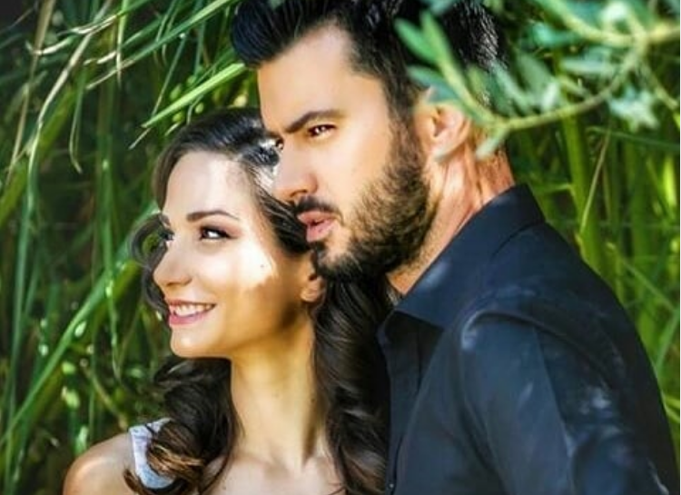 Ρομαντική απόδραση στο Παρίσι για Τσιμιτσέλη-Γερονικολού