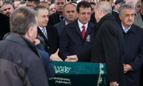 Ακόμη να «χωνέψει» την ήττα ο Ερντογάν: Προσπερνά επιδεικτικά τον Ιμάμογλου