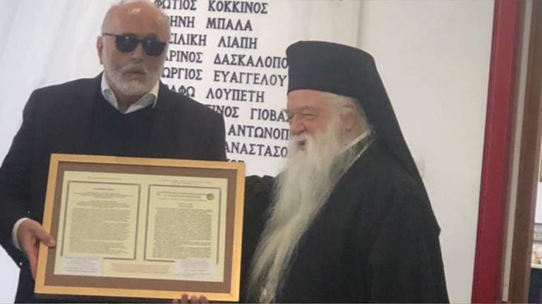 «Κωλοτούμπα» Κουρουμπλή μετά το σάλο για τη συνάντησή του με τον Αμβρόσιο