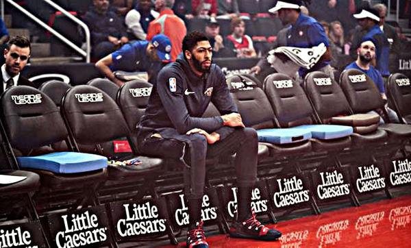 Σούπερ πακέτο από Κλίπερς, στέλνει τον Ντέιβις στο Λος Άντζελες