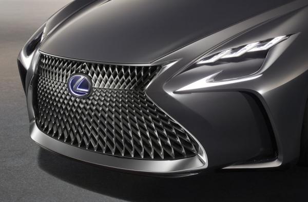 H Lexus προετοιμάζει το πρώτο της αμιγώς ηλεκτρικό μοντέλο