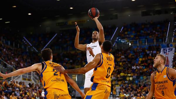 Με «σούπερ» δίδυμο και ανατροπή η Ρεάλ ενόψει Παναθηναϊκού