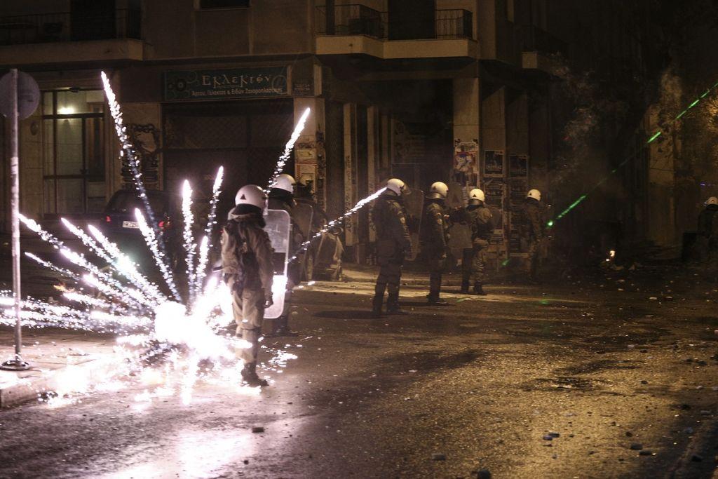 Οι πολλαπλές ευθύνες για τα Εξάρχεια και η υποκρισία του ΣΥΡΙΖΑ