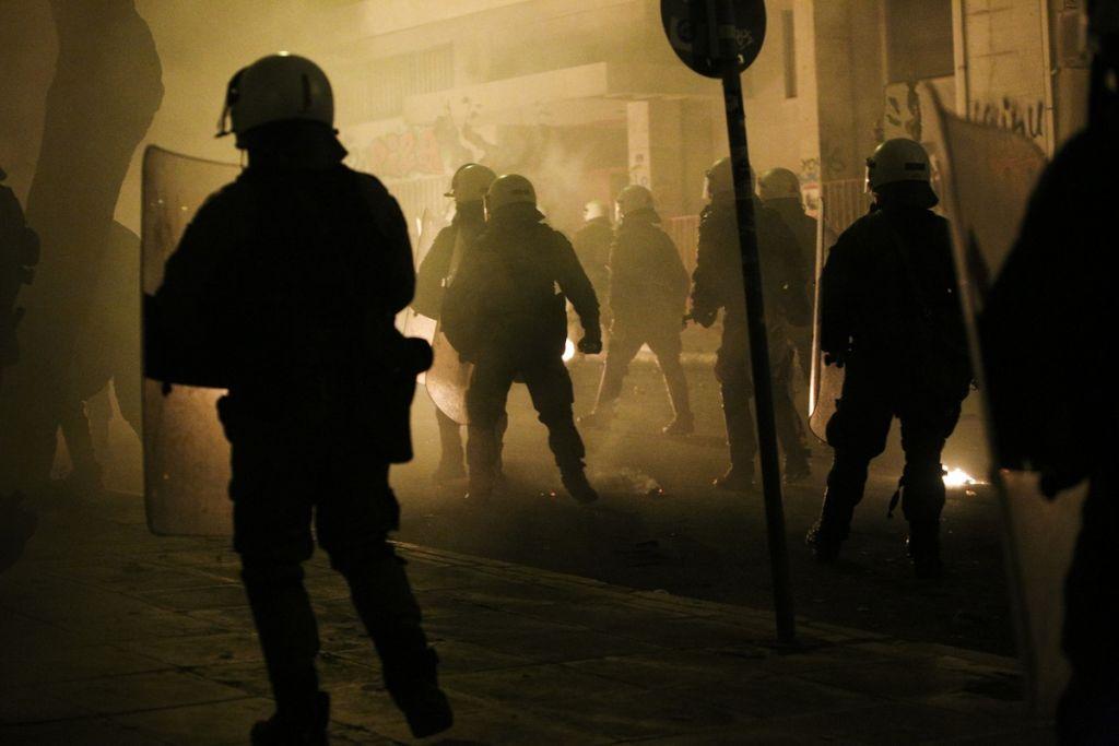 Τρόμος στο άβατο – Τι συμβαίνει με την πολιτοφυλακή των Εξαρχείων