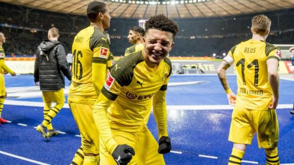 Με «τεσσάρα» στο -1 από την κορυφή η Ντόρτμουντ (vid)