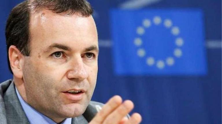 Μοιράζοντας (ξανά) την τράπουλα