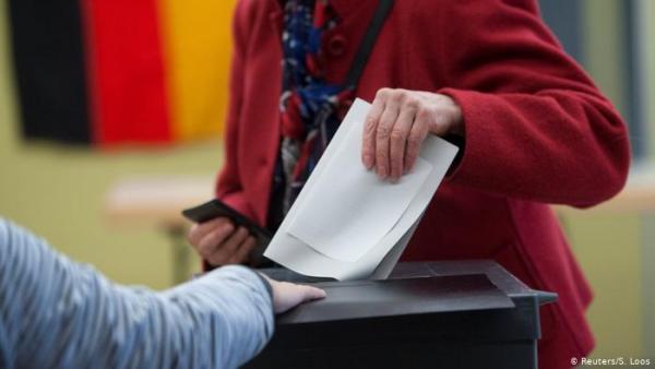 Η χαμένη μάχη για τον κεντρώο χώρο