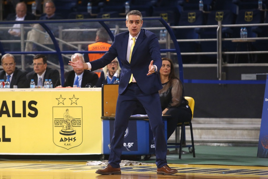 Καστρίτης: «Δεν θέλαμε να χάσουμε, δείξαμε πόσο θέλουμε το ματς»