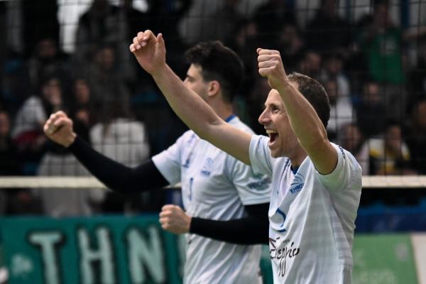 Φανταστική Κηφισιά, προκρίθηκε μέσα στην έδρα του Παναθηναϊκού