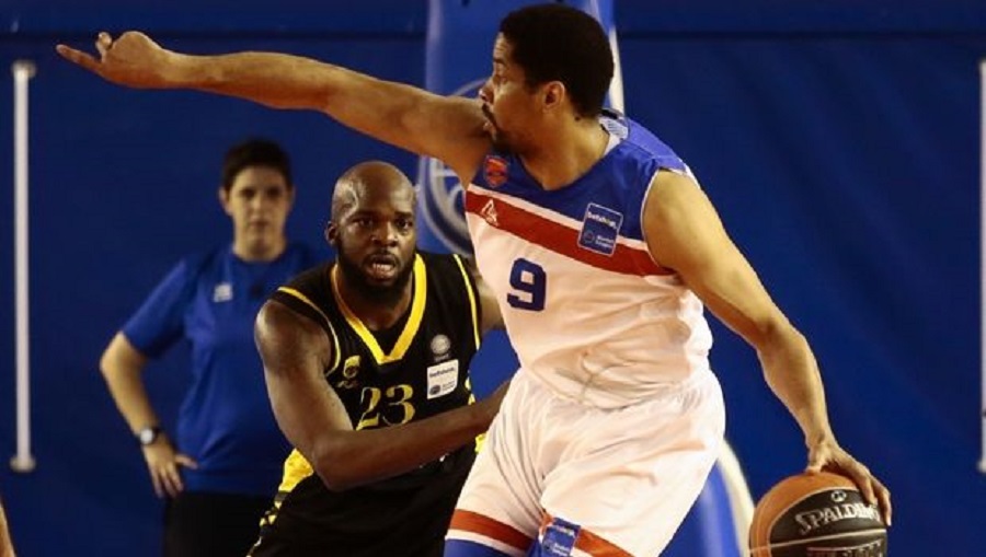 Στο αυτόφωρο ο ΜακΚι του Πανιωνίου: Συνελήφθη μετά από τροχαίο υπό την επήρεια μέθης