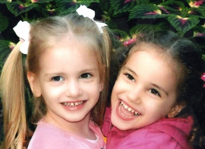 ÎÎ½Î±Ï ÏÏαÏ
ÏÏÏ ÏÏο ÎάÏι για ÏÎ¹Ï 5ÏÏÎ¿Î½ÎµÏ ÎαÏία και Îβελίνα ÏοÏ
Ïάθηκαν ÏÏÎ¹Ï 23 ÎοÏ
λίοÏ
| in.gr