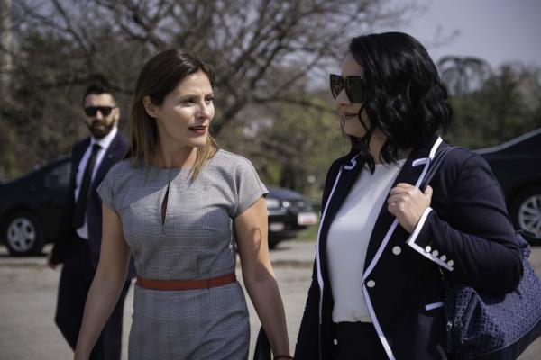 Χαλαρές στιγμές για τα ζεύγη Τσίπρα και Ζάεφ