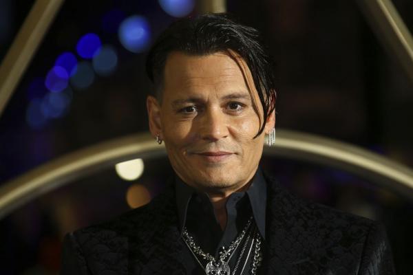 Κακά ξεμπερδέματα για τον Τζόνι Ντεπ!