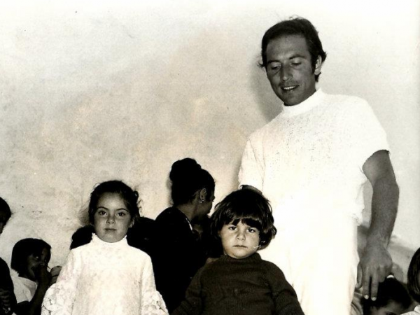 Πέθανε ο «άρχοντας» της Μυκόνου, Μάκης Ζουγανέλης